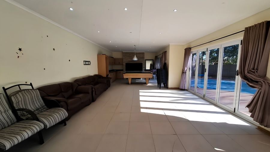 4 Bedroom Property for Sale in Universitas Ridge Free State